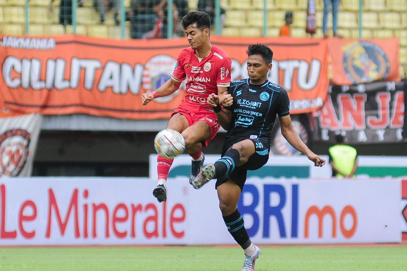 Hasil Liga 1 2022 2023 Bungkam Arema FC Persija Kembali Ke Puncak