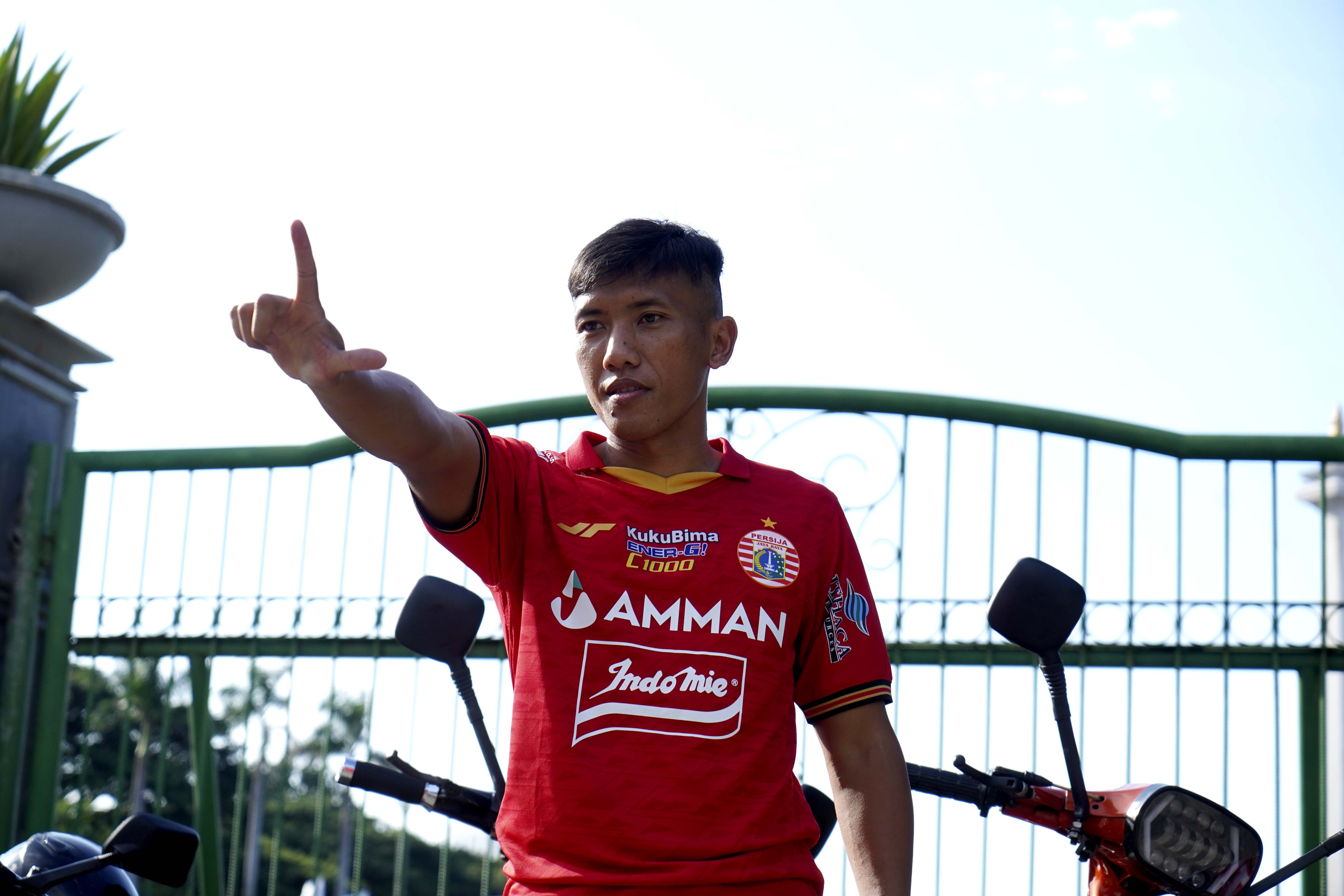 Alasan Ahmad Bustomi Urung Pakai Nomor Punggung Di Persija