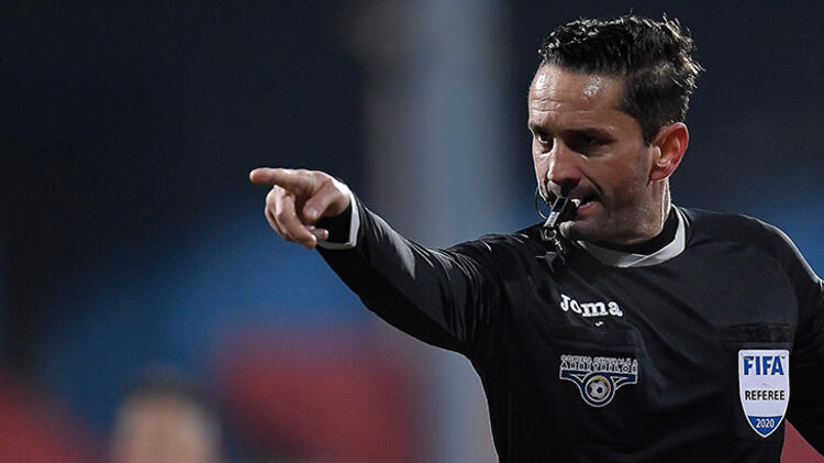 Menelusuri Rekam Jejak Coltescu, Wasit Rasis di Laga PSG Vs Basaksehir