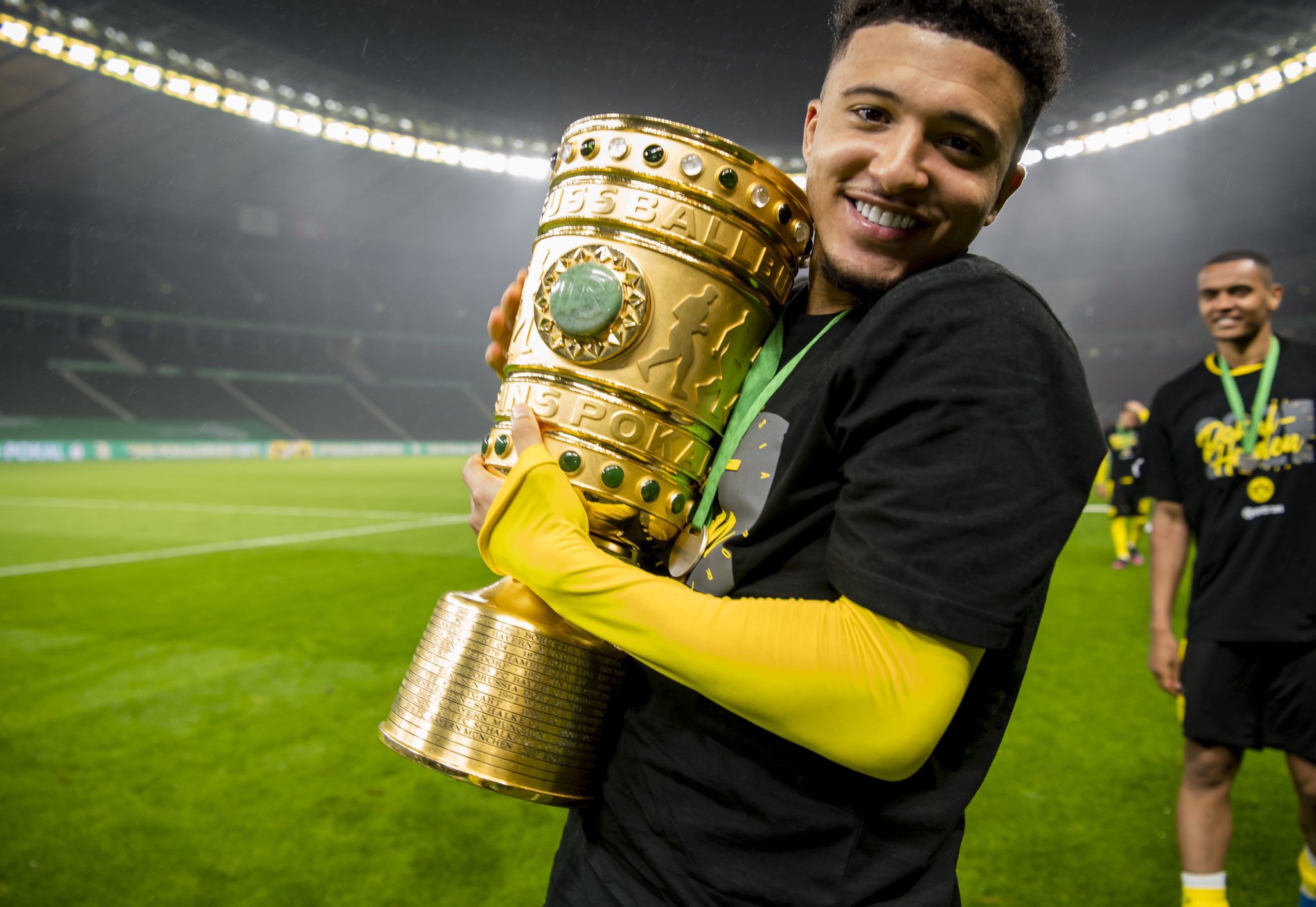 Soal Jadon Sancho, Chelsea Siap Tikung Manchester United