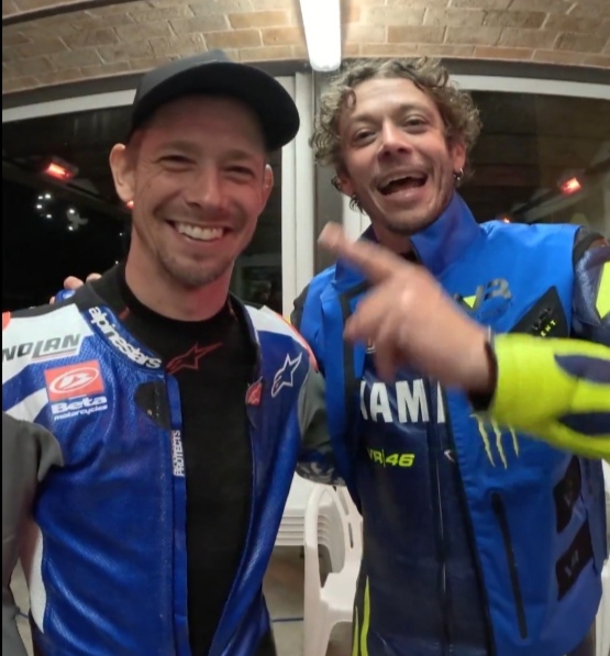 Lupakan Permusuhan Masa Lalu, Stoner Kini Latihan Bersama Rossi