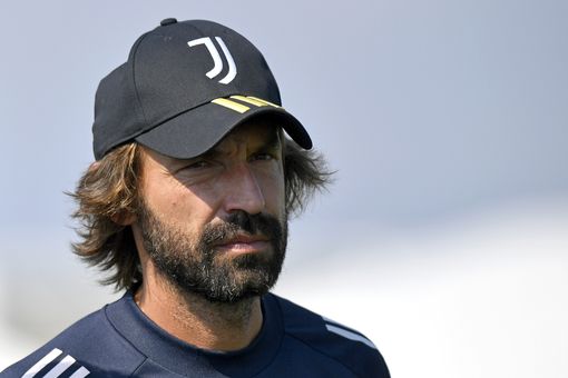 Andrea Pirlo Ramaikan Bursa Calon Manajer Everton