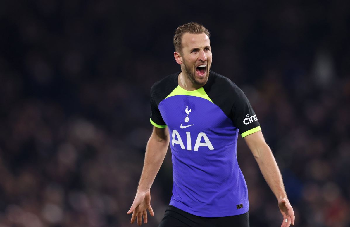 Capai Rekor Top Skorer Sepanjang Masa Tottenham, Conte Ingin Bantu Kane Raih Trofi