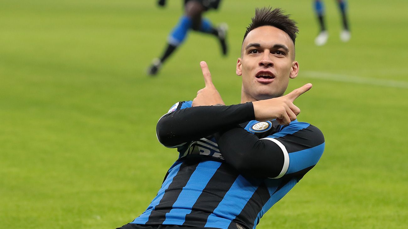 Usaha Barcelona Gaet Lautaro Martinez Macet