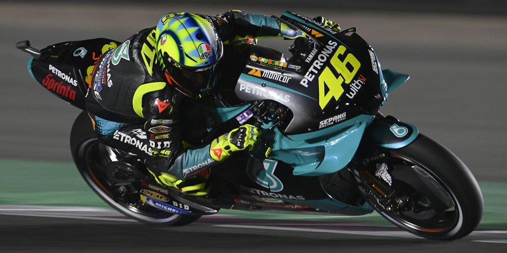 Tak Mau Finis 12 Lagi, Rossi Terus Putar Otak
