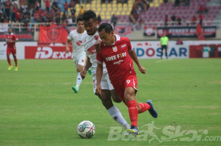 Samsul Arif Tak Gentar Bersaing dengan Pemain Asing di Liga 2