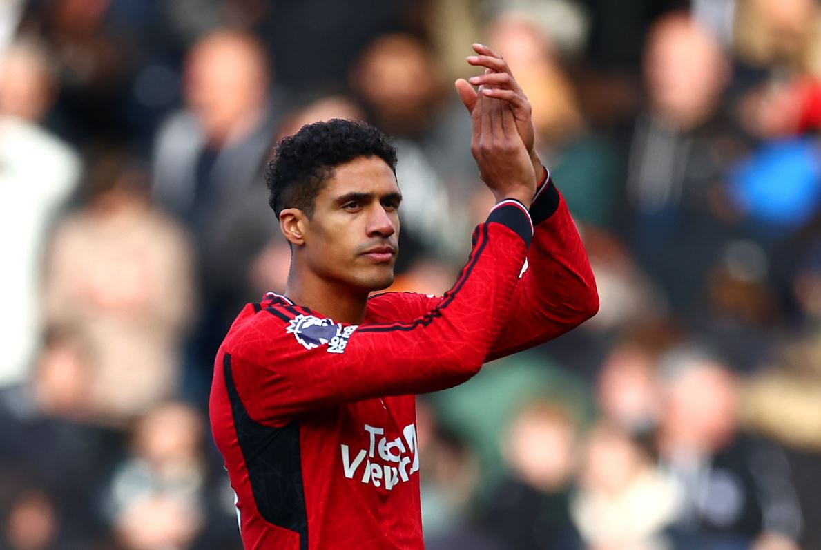 Breaking News: Fabrizio Romano Konfirmasi Raphael Varane Tinggalkan Manchester United