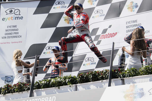 Lorenzo Soal Perbedaan Motor Yamaha dan Ducati: Seperti Menulis dengan Tangan Kanan, Lalu Pindah ke Kiri