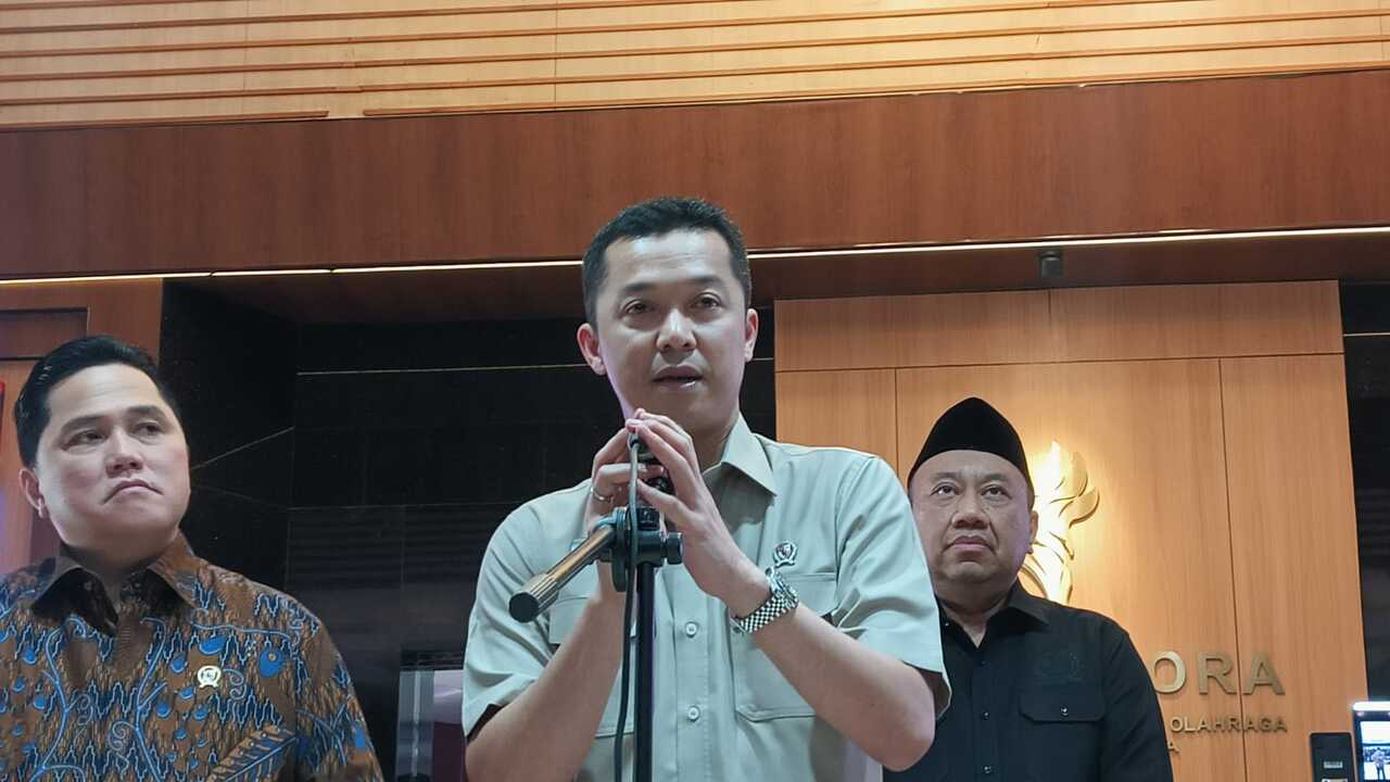 Wamenpora, Taufik Hidayat. (BolaSkor.com/Gazza Roosaryatama)