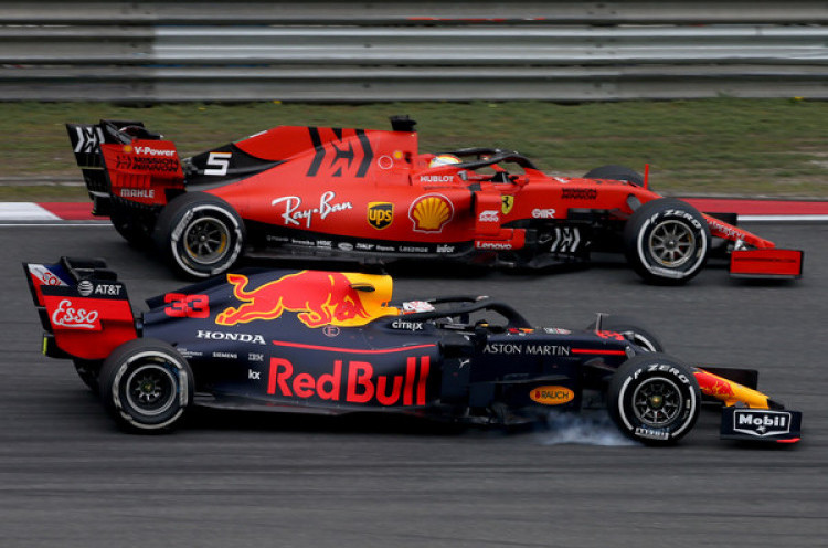 Predikat Mobil Kedua Tercepat di F1 2019 Milik Ferrari Terancam Red Bull 