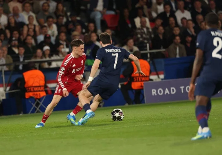 Arne Slot Sebut Liverpool Beruntung Hanya Kalah 2-0 dari PSG