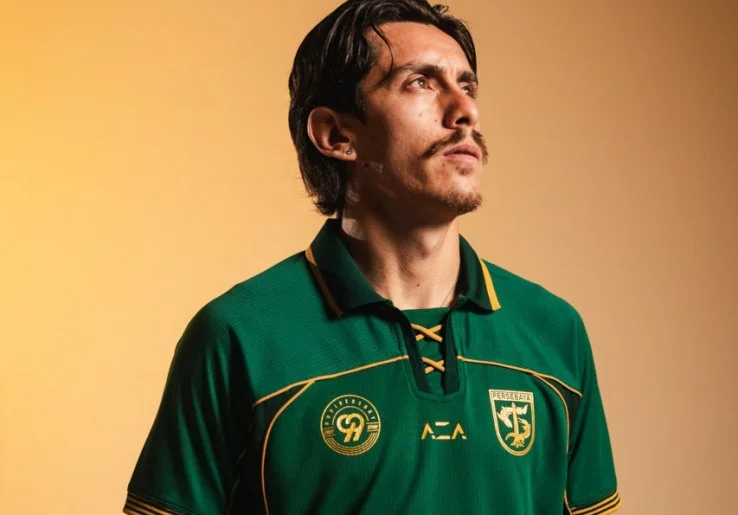 Menuju Seabad Perjalanan, Persebaya Hadirkan Jersey Anniversary dengan Sentuhan Penuh Makna