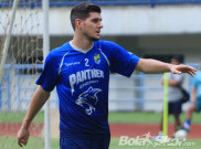 Nick Kuipers Bicara soal Liburan dan Victor Igbonefo