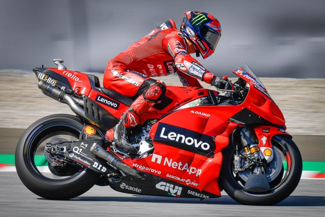 Kondisi Ban Michelin Bikin Bagnaia Berang