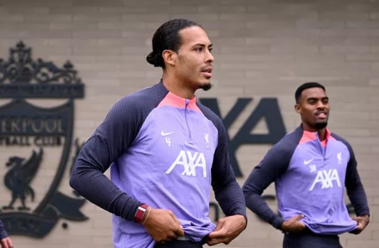 Pemain Belanda di Liverpool Menantikan Kedatangan Arne Slot