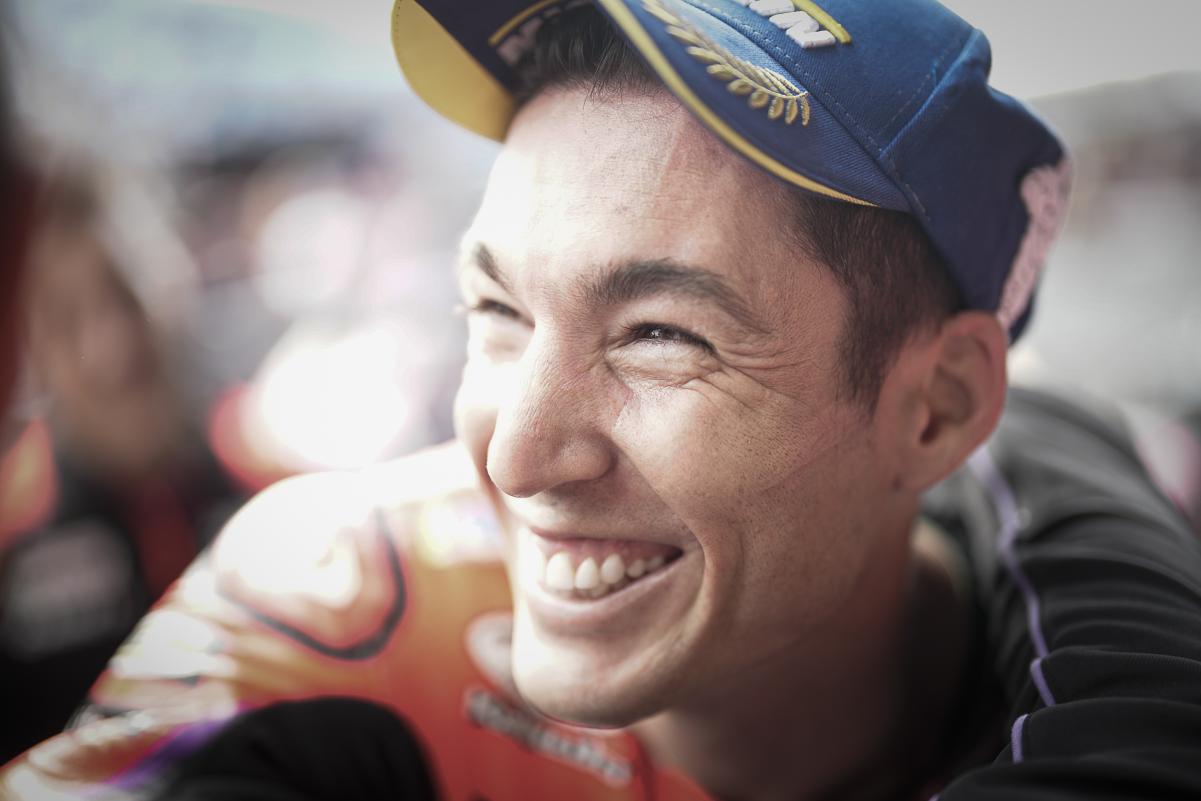 Suzuki Berikan Kado Terindah kepada Aleix Espargaro