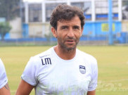 Luis Milla Merasa Persib Punya Masalah Serius