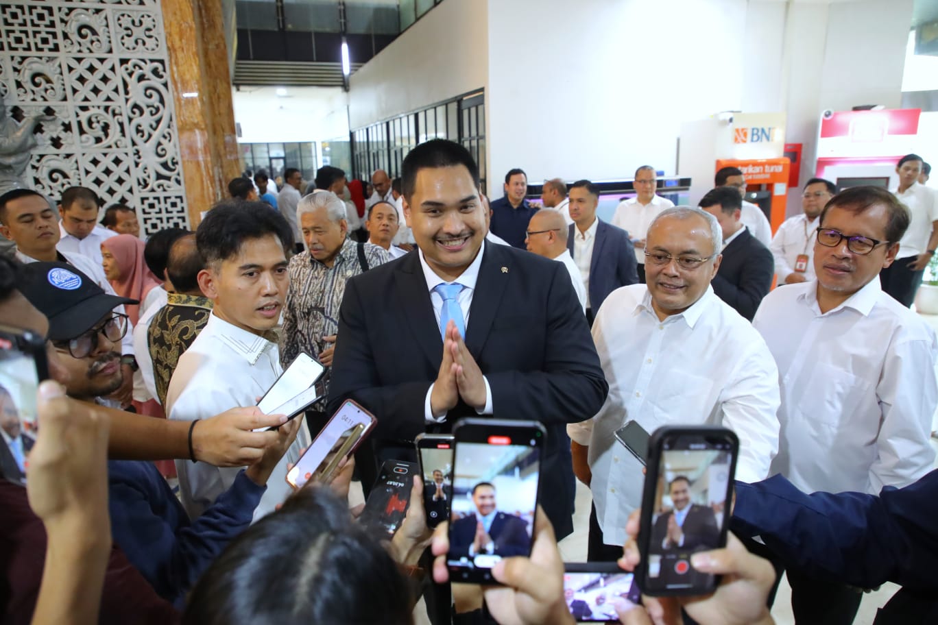 Menpora Dito Ariotedjo Sambut Kehadiran Taufik Hidayat sebagai Wamen