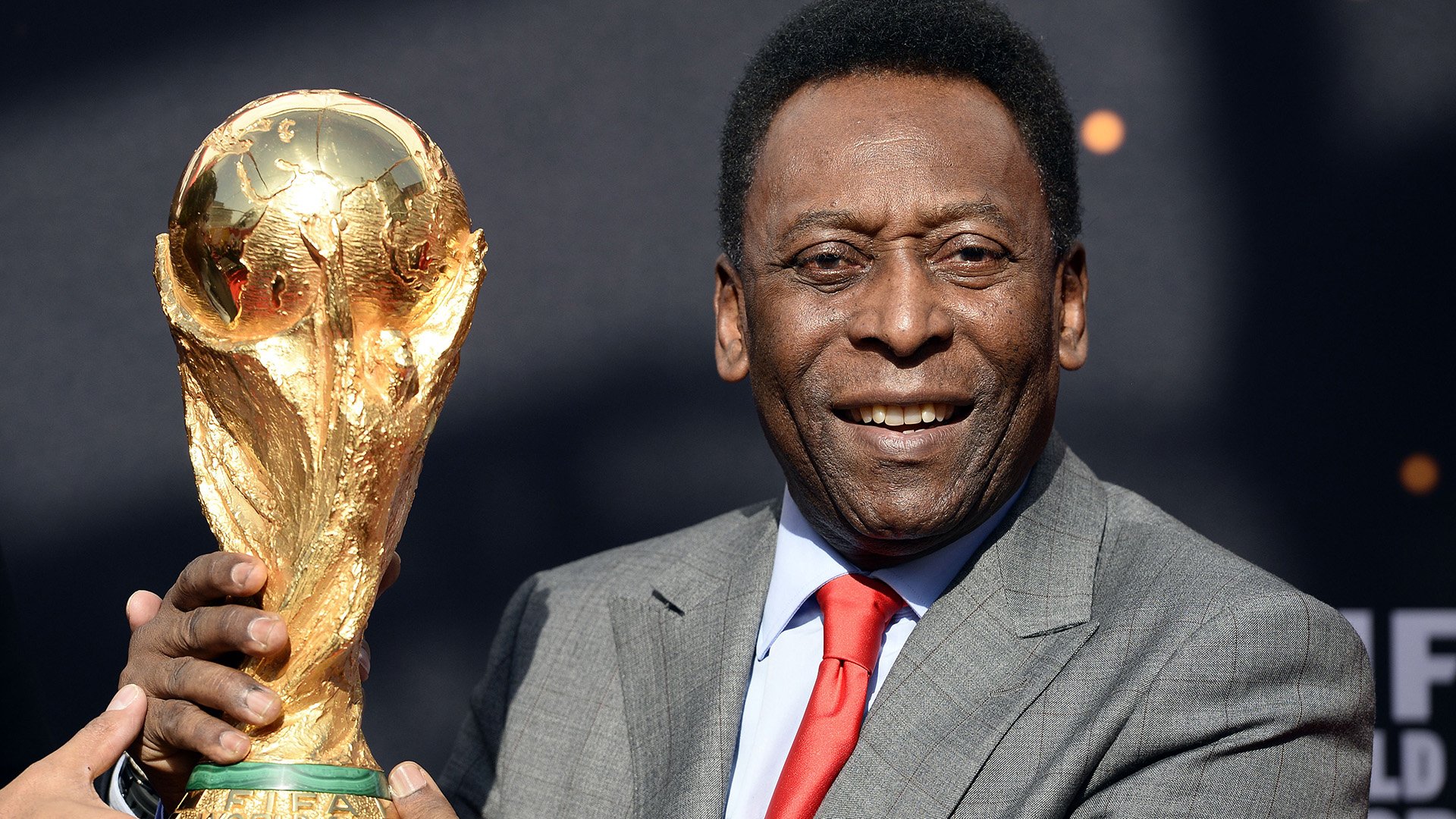Dikabarkan Kritis, Pele: Saya Kuat!