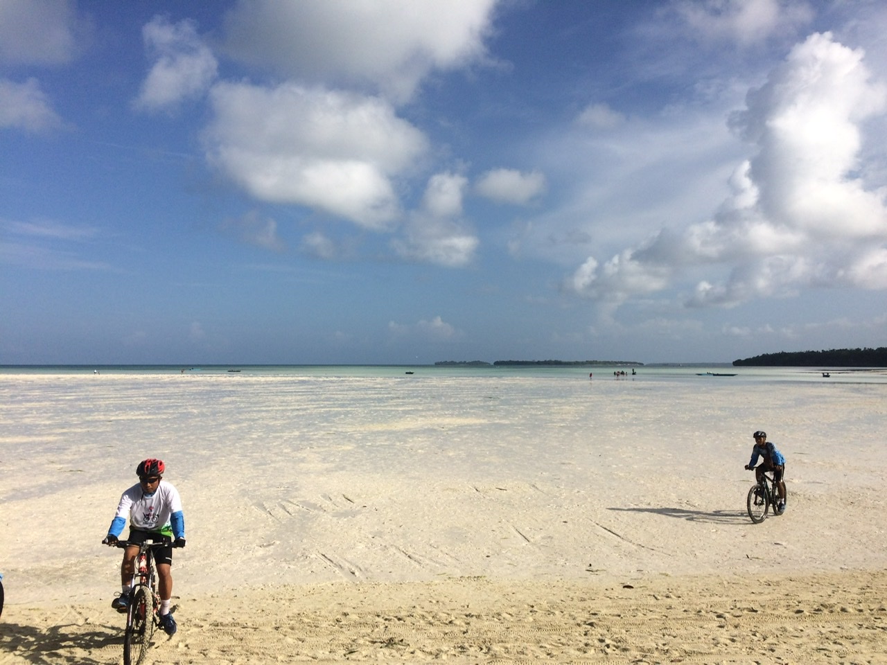 Pasir Putih dan Air Surut Iringi Gowes Nusantara Maluku Tenggara