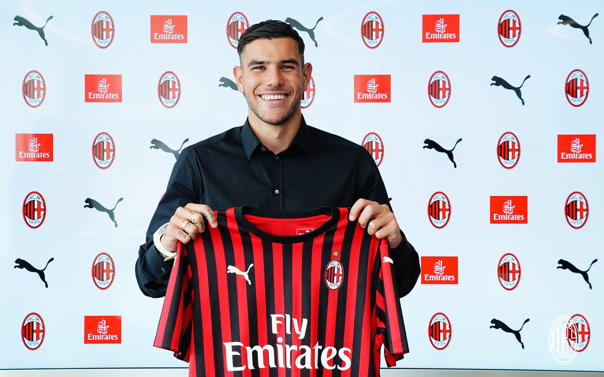 Theo Hernandez Ingin Bikin Sejarah di AC Milan