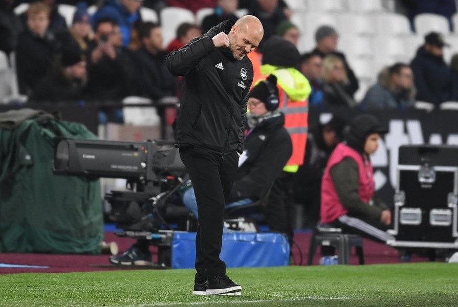 Mesut Ozil Bersyukur Freddie Ljungberg Latih Arsenal