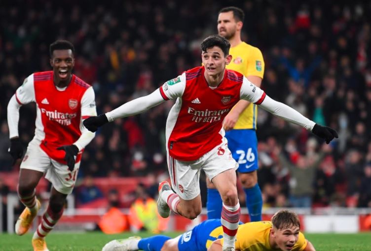 Hasil Pertandingan: Arsenal ke Semifinal, Juventus Menang, Barcelona Imbang