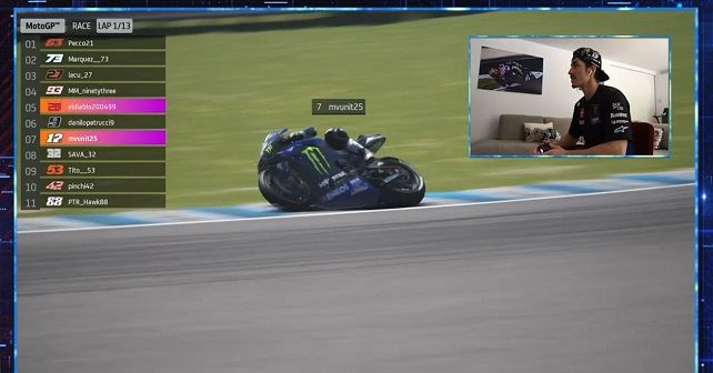 Menangi MotoGP Virtual, Maverick Vinales Tak Lupa Buka Sampanye