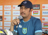 Nilmaizar Tegaskan Persela Tak Takut Rekor Sempurna Bali United