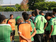 Persebaya Persib, Djanur Sebut Laga Spesial Baginya
