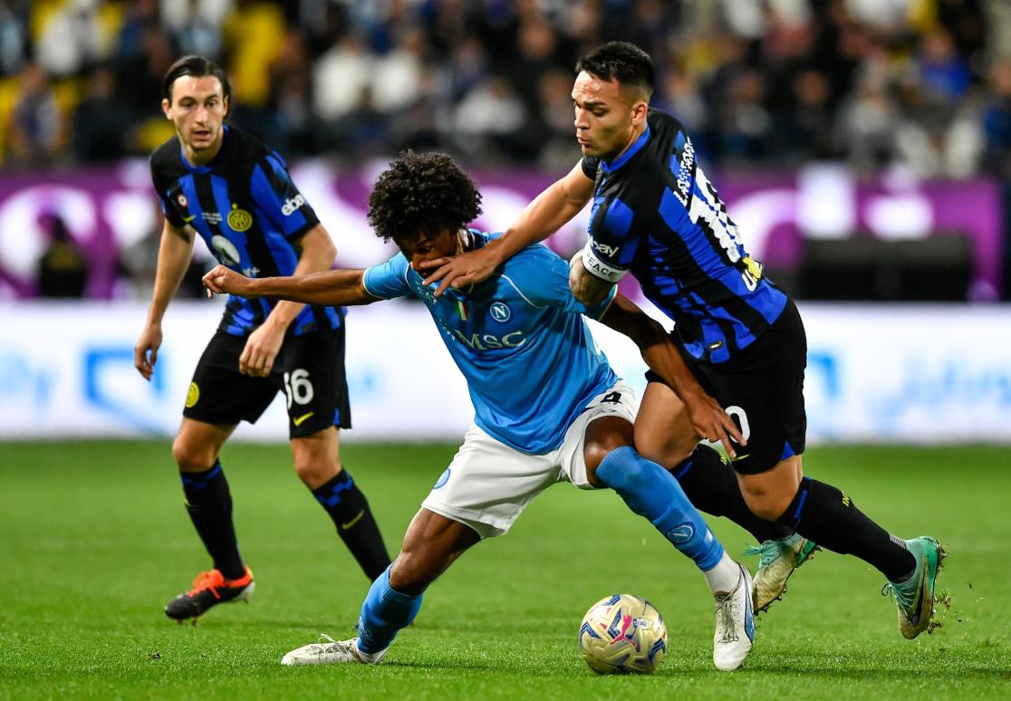 Perebutan Scudetto, Napoli Tak Gentar Menghadapi Juara Bertahan Serie A