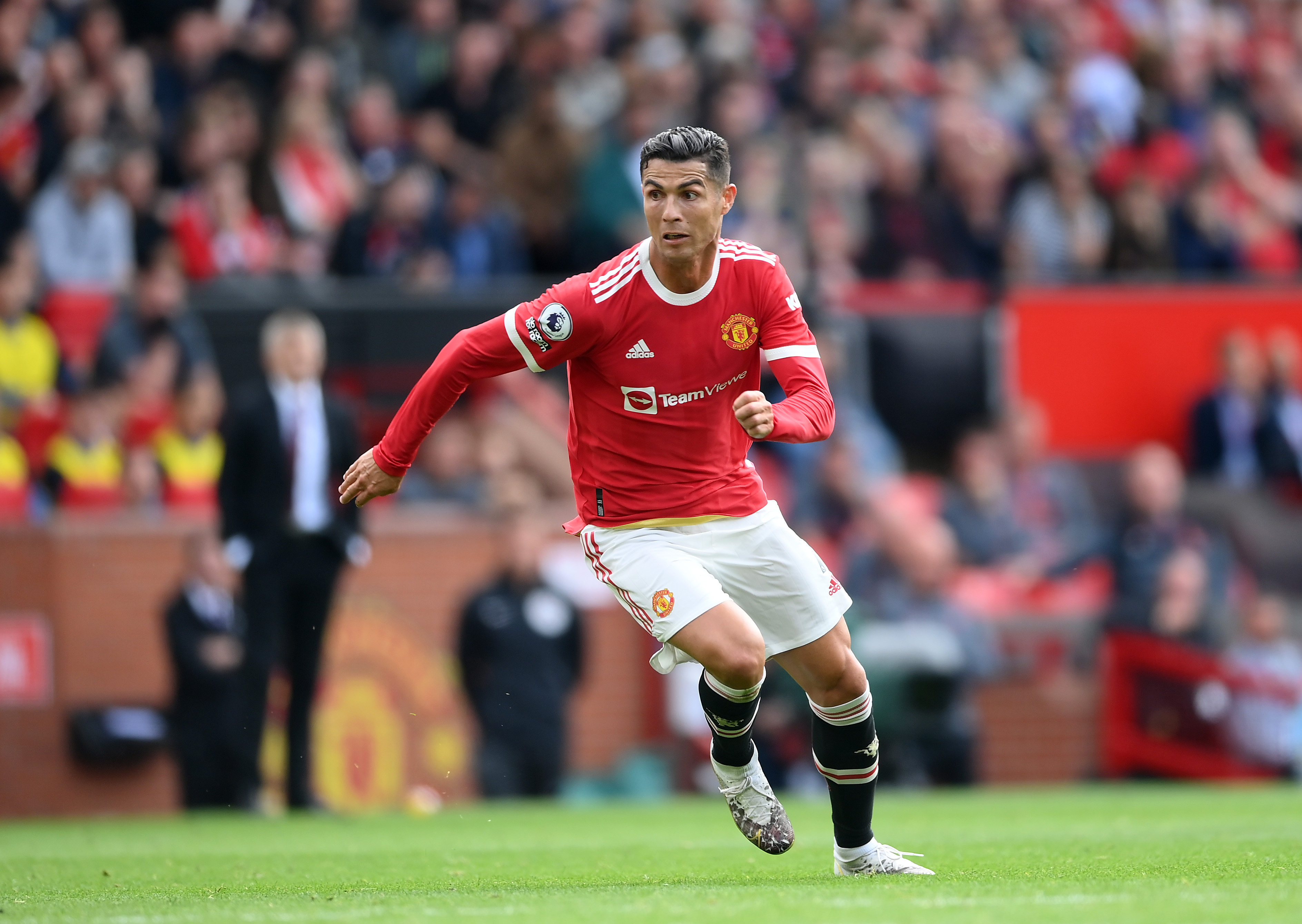 Solskjaer Tantang Striker Manchester United Kurangi Beban Cristiano Ronaldo