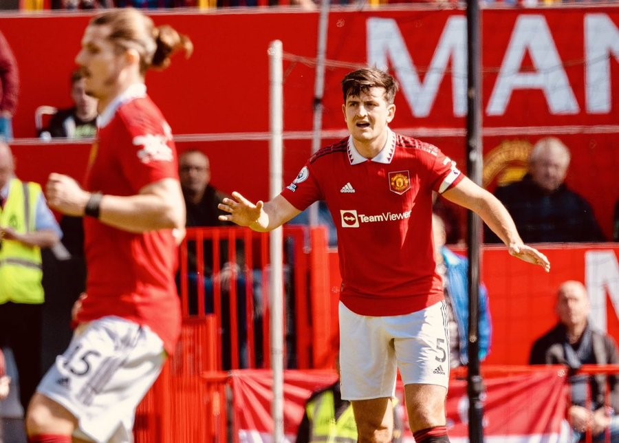Erik Ten Hag Beri Kode Harry Maguire Main Lawan Sevilla