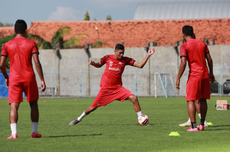 Rahmad Darmawan Penentu Nasib Robert Junior di Madura United