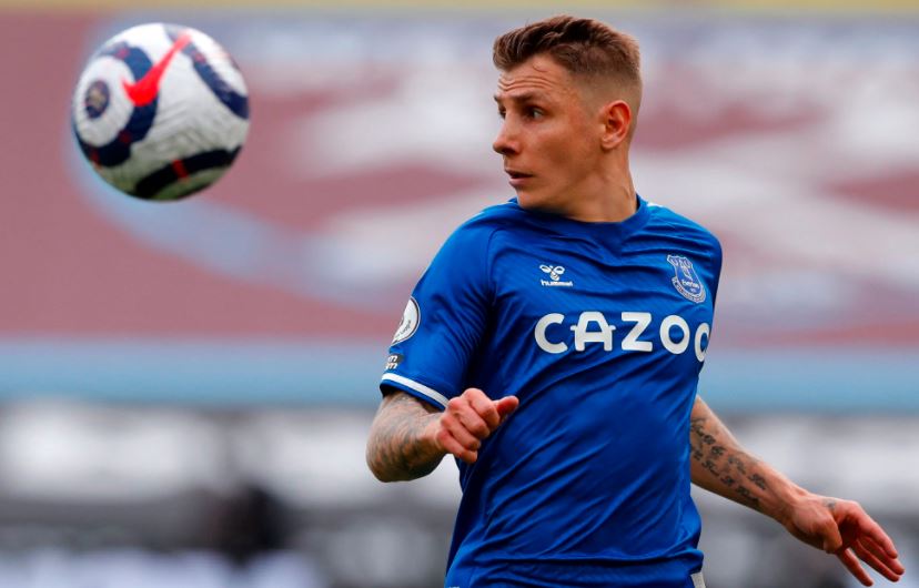 Lucas Digne Dipastikan Hengkang dari Everton, Chelsea dan Inter Pasang Badan