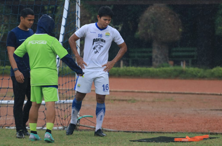 Achmad Jufriyanto Latihan Terpisah bersama Persib Bandung
