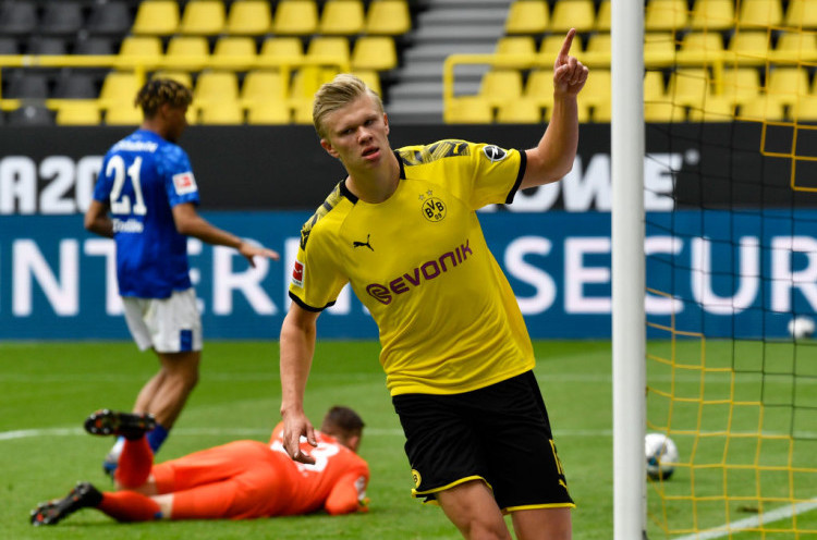 Borussia Dortmund 4-0 FC Schalke: Dominasi Die Borussen dalam Revierderby