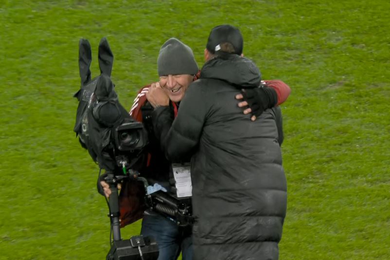 Ketika Kamerawan Jadi Pahlawan bagi Jurgen Klopp di Anfield