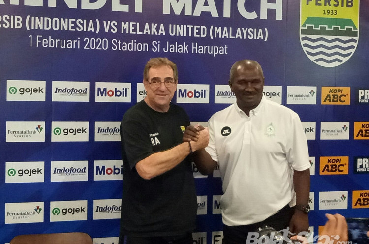 Hubungan Baik Kedua Pelatih Jadi Alasan Digelarnya Uji Coba Persib Kontra Melaka United