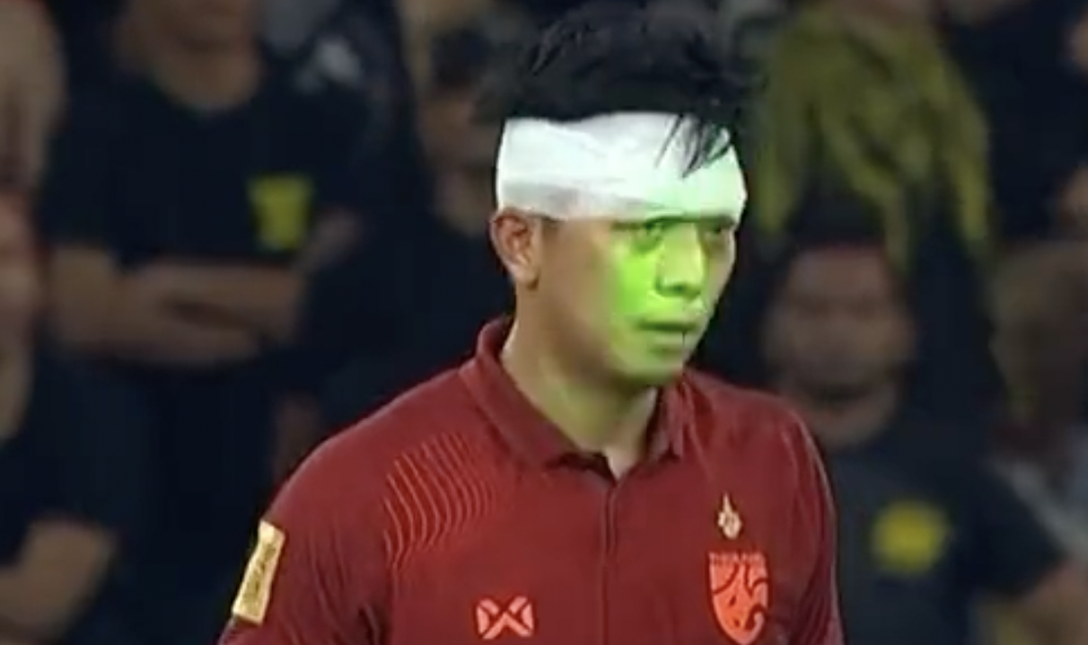 Kemenangan Timnas Malaysia atas Thailand Dinodai Gangguan Laser