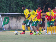 Pelatih Semen Padang Mengantongi Kekuatan Persebaya