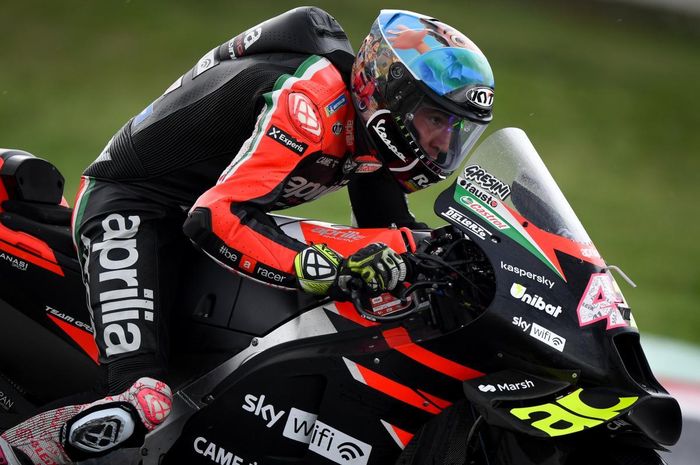 Khawatir dengan Covid-19, Aleix Espargaro Selalu Pakai Masker Dobel