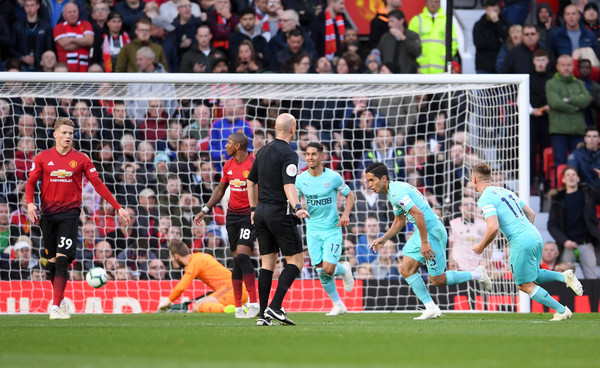 10 Menit Pertama Tersuram di Old Trafford