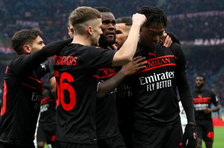 Milan 2-0 Salernitana: Rossoneri Renggut Singgasana Klasemen Serie A