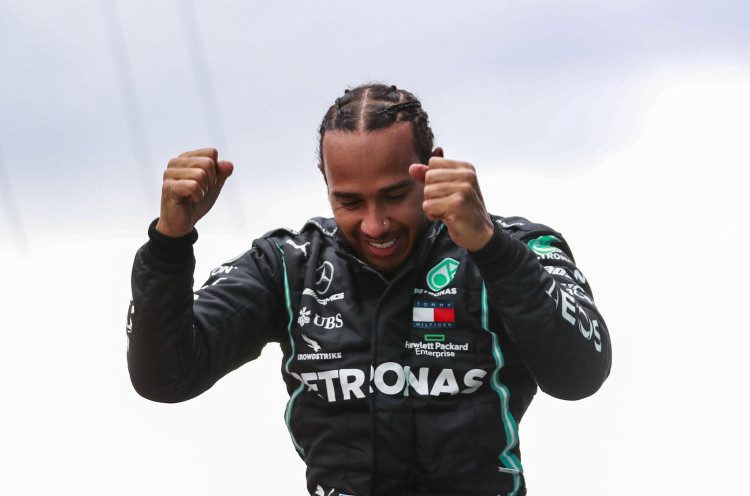 Hamilton Teken Kontrak, Lengkap Sudah Deretan Pembalap F1 2021
