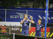 Hasil Liga 1: Kalahkan Madura United, Arema FC Amankan Puncak Klasemen