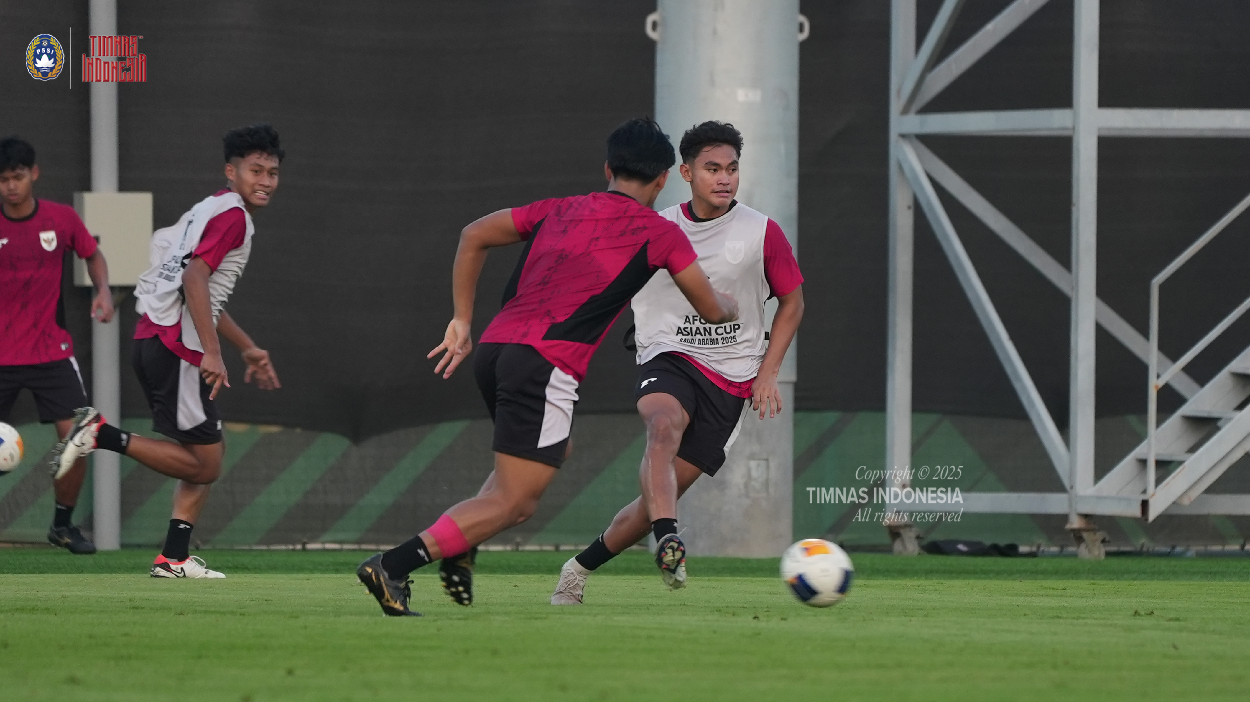 Nova Arianto Puas dengan Progres Timnas Indonesia U-17 Jelang Tampil di Piala Dunia U-17 2025