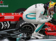 Hasil Lomba F1 GP Brasil: Lewis Hamilton Bawa Mercedes Juara Dunia Konstruktor 