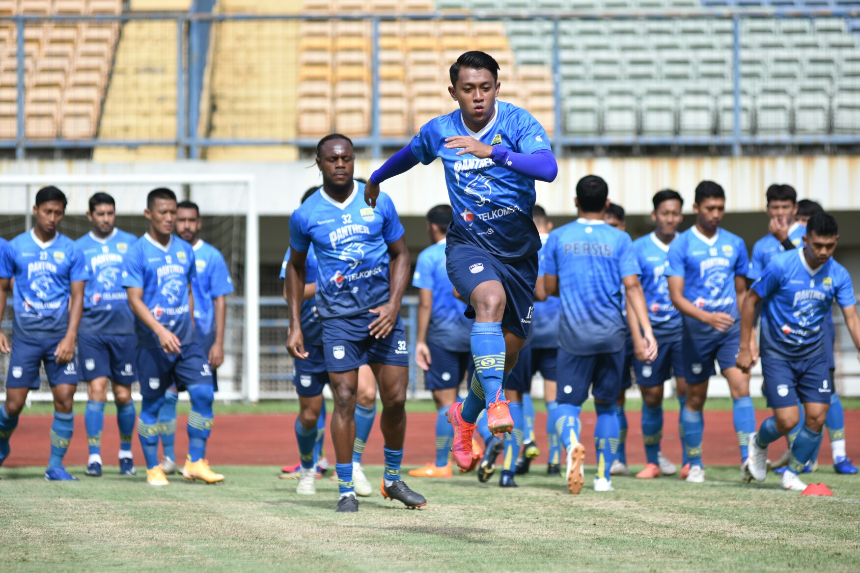 Febri Hariyadi Antisipasi Motivasi Berlebih Persita