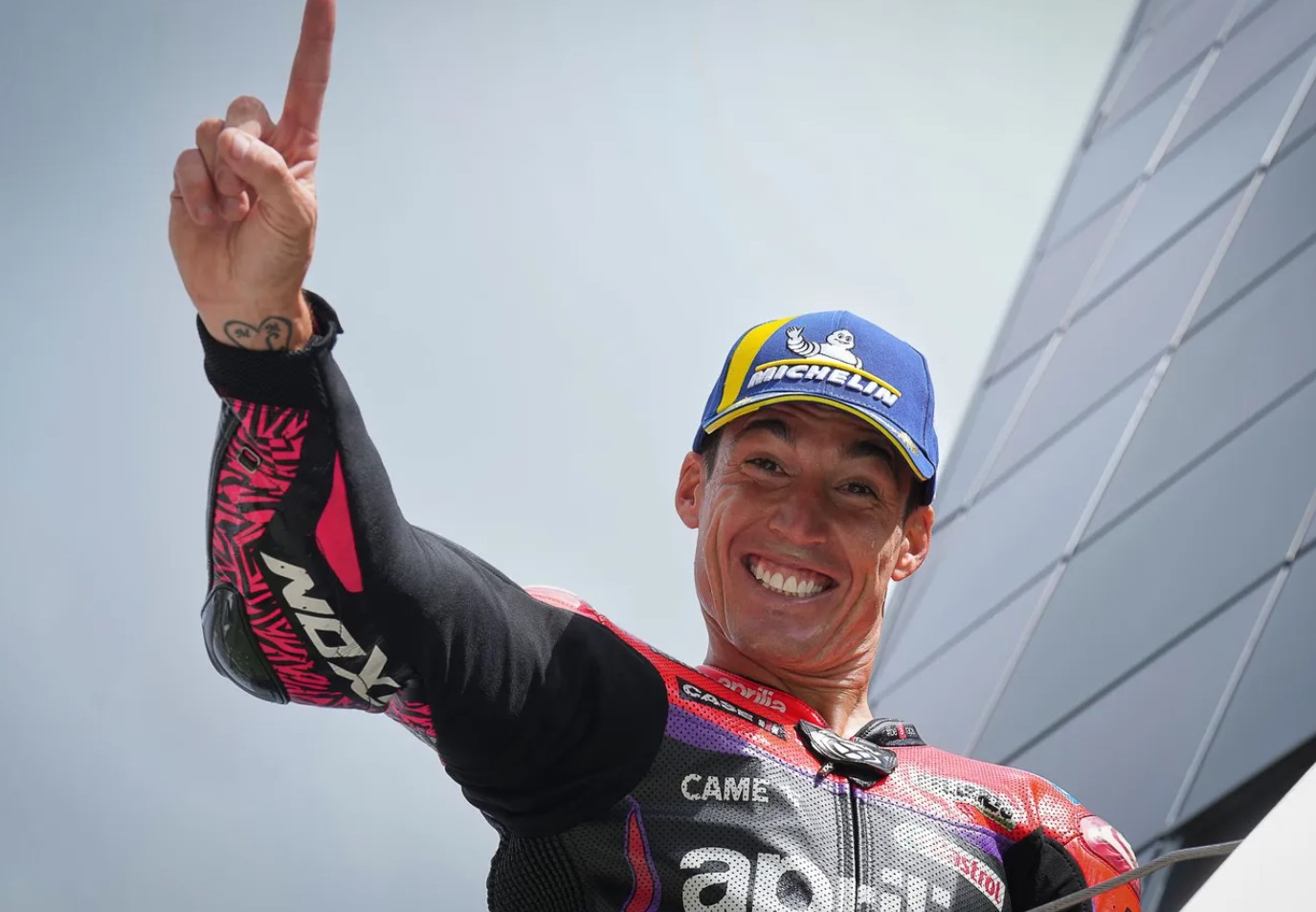 Libas Pecco Bagnaia di Putaran Terakhir, Aleix Espargaro Menangi MotoGP Inggris